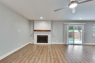 2804 Dillion Hill Dr in Austin, TX - Building Photo - Building Photo