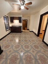 2512A N 35th St, Unit Upper Unit in Milwaukee, WI - Building Photo