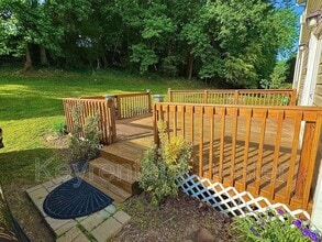 11019 Sassafras Dr in Hopewell, VA - Foto de edificio - Building Photo