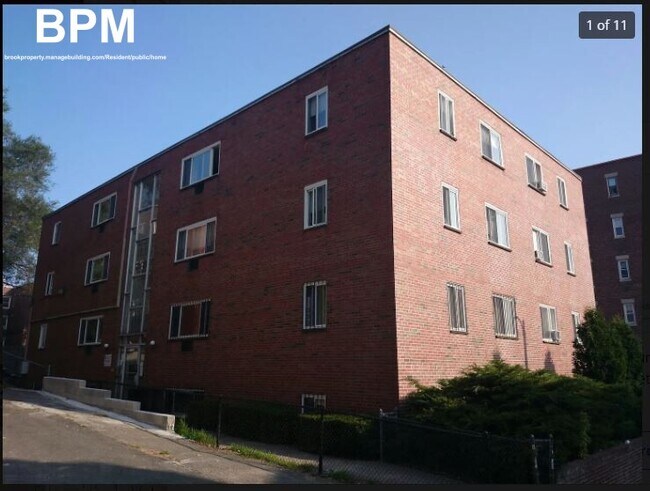 10 Scottfield Rd, Unit 1