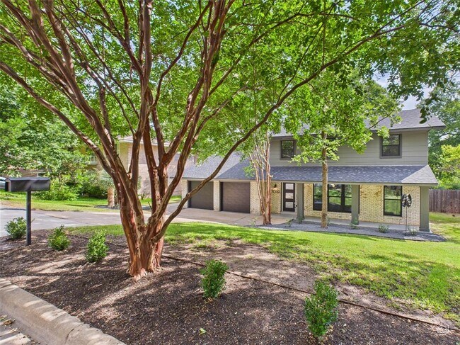 7019 Creighton Ln in Austin, TX - Building Photo - Building Photo