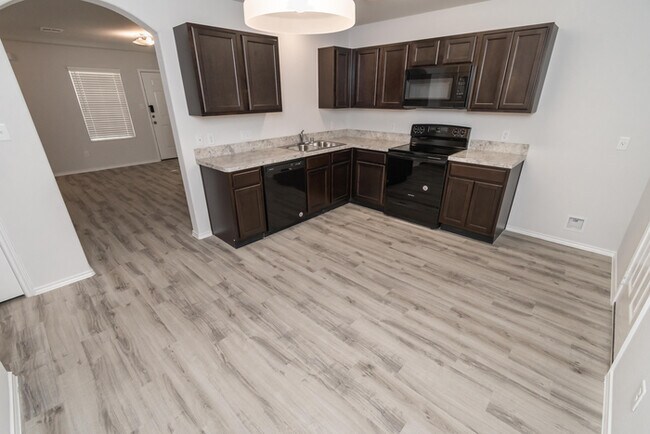 1020 Rice Dr in Bryan, TX - Building Photo - Building Photo