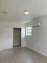 1884 NW 52nd St in Miami, FL - Building Photo - Building Photo