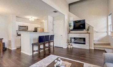 2851 Holborn Cir, Unit 2851 Holborn Cir in Madison, WI - Building Photo - Building Photo