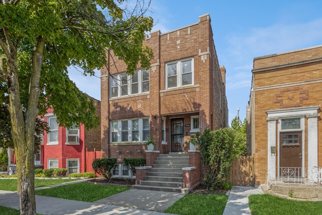 1830 S Central Ave in Cicero, IL - Building Photo