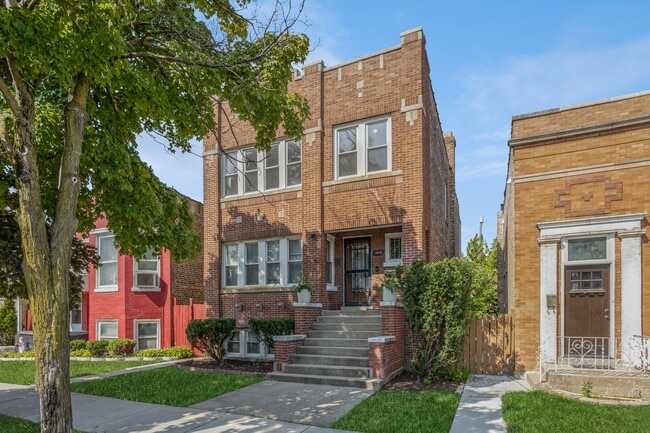 property at 1830 S Central Ave