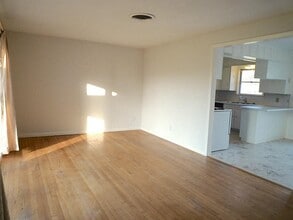 4810 Redstart St in Houston, TX - Building Photo - Building Photo