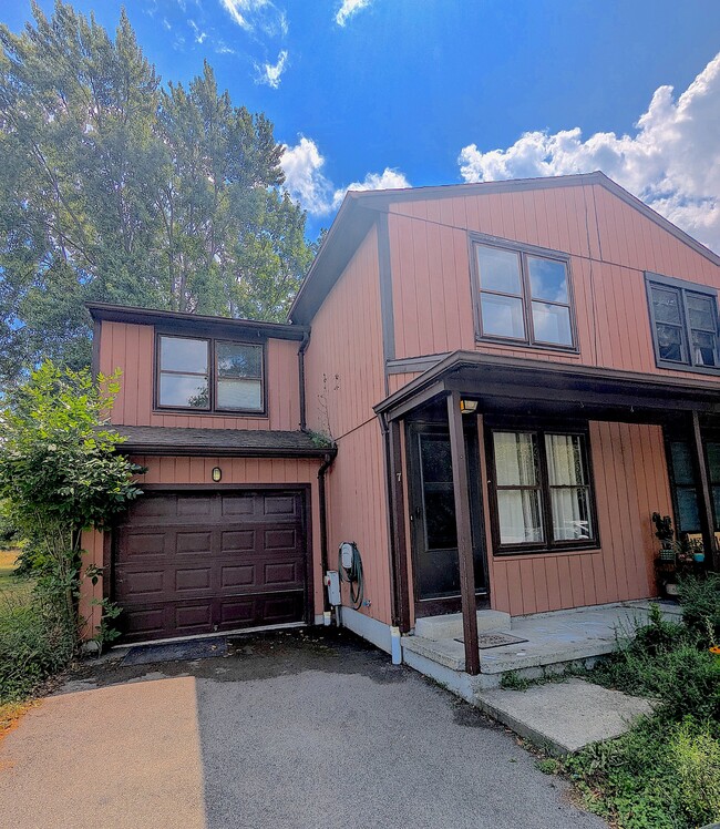 property at 7 Robin Rd