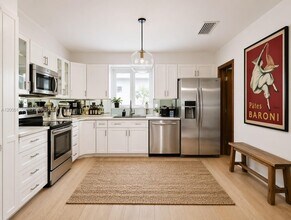 1212 Aguila Ave in Coral Gables, FL - Building Photo - Building Photo