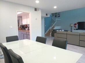 7551 Maywood Dr in Pleasanton, CA - Building Photo - Building Photo