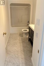15 Rockwood Dr in Toronto, ON - Building Photo - Building Photo