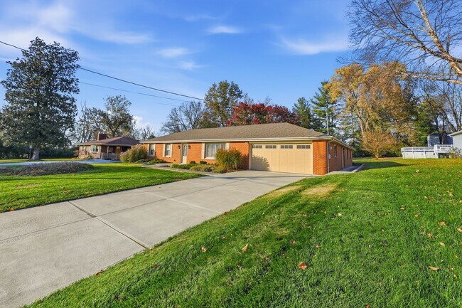 3310 Plateau Pl in Cincinnati, OH - Building Photo - Building Photo