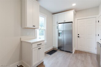 1464 E 123rd St in Cleveland, OH - Building Photo - Building Photo