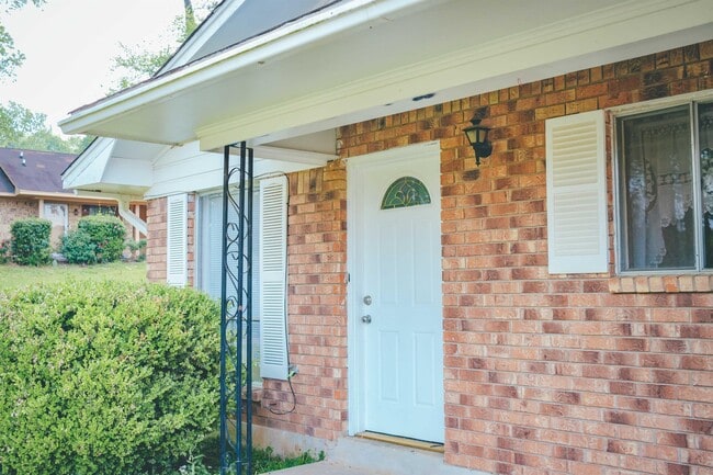 property at 118 Jordan St