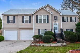 1185 Wendy Way in Winder, GA - Building Photo