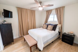 7244 E Coronado Rd in Scottsdale, AZ - Building Photo - Building Photo