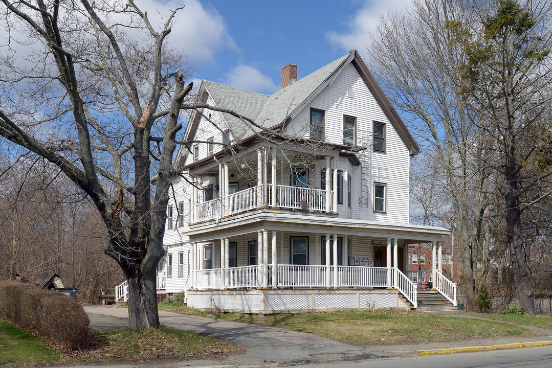 395-397 Weir St in Taunton, MA - Building Photo