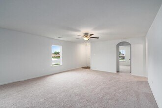 173 Allington Cir in Jarrell, TX - Building Photo - Building Photo