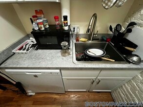 890 Huntington Ave in Boston, MA - Building Photo - Building Photo