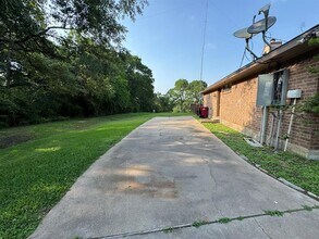 772 Riverside Dr in Palacios, TX - Building Photo - Building Photo