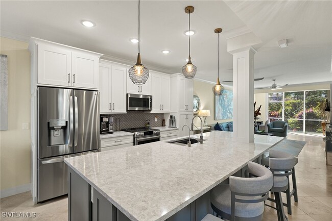 7087 Barrington Cir in Naples, FL - Building Photo - Building Photo