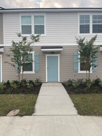 8281 Zenith Cir in Jacksonville, FL - Foto de edificio - Building Photo