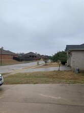 1500 Vernon Castle Ave in Benbrook, TX - Building Photo - Building Photo