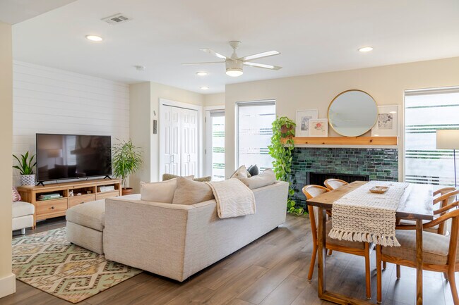 property at 6410 Chimney Creek Cir