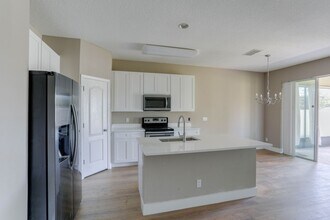 2686 Gasparilla Cir in Kissimmee, FL - Building Photo - Building Photo