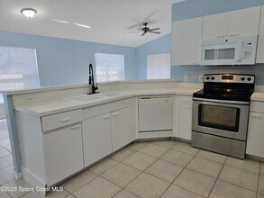 481 10th Pl in Vero Beach, FL - Building Photo - Building Photo