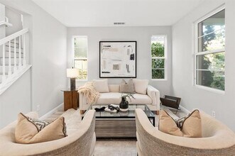 15710 Kristen Glen in San Diego, CA - Building Photo - Building Photo