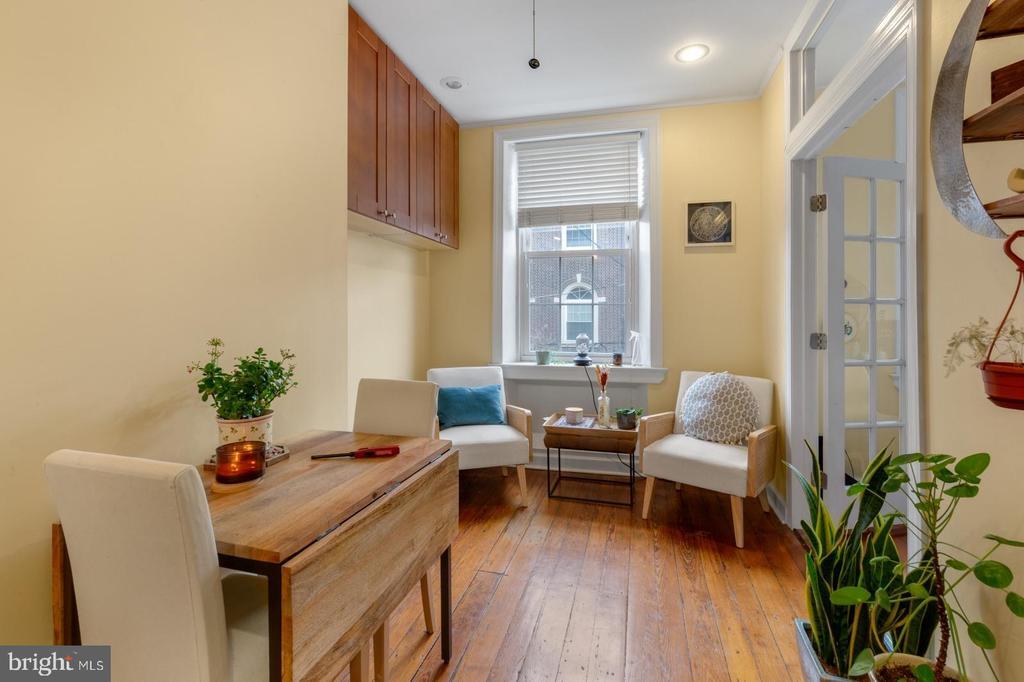 1341 Lombard St in Philadelphia, PA - Building Photo