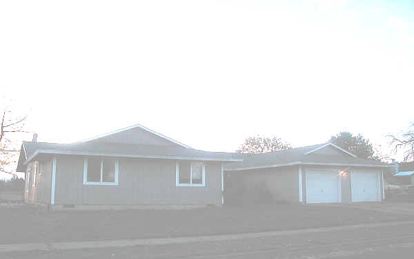 289 S 1st Ave in Cornelius, OR - Building Photo