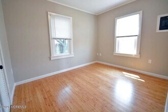 54 Boston Ave in Point Pleasant Beach, NJ - Building Photo - Building Photo