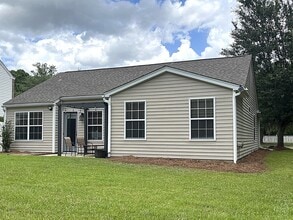 485 Live Oak Walk in Bluffton, SC - Building Photo - Building Photo