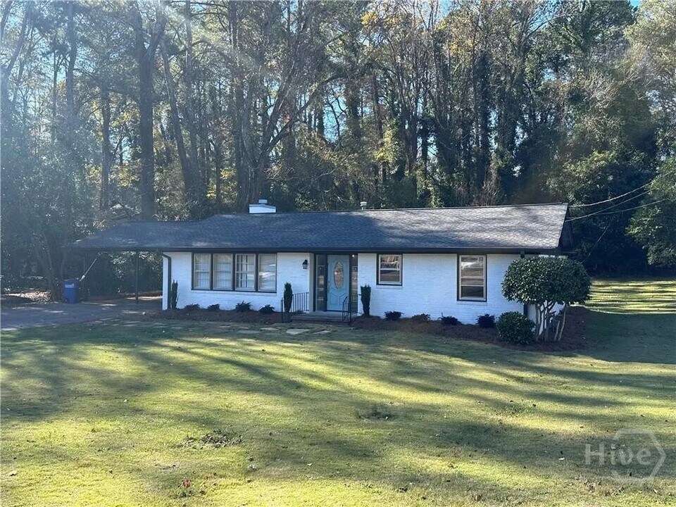 50 Pine Valley Dr in Athens, GA - Building Photo