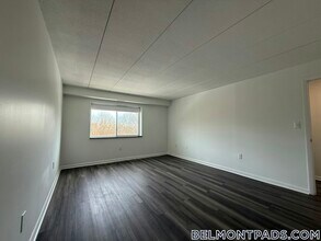 55 Hill Rd, Unit 402 in Belmont, MA - Building Photo - Building Photo