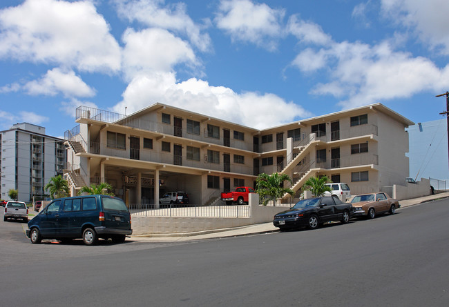 94-104 Pupupuhi St in Waipahu, HI - Foto de edificio - Building Photo