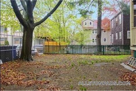 299 N Harvard St in Boston, MA - Building Photo