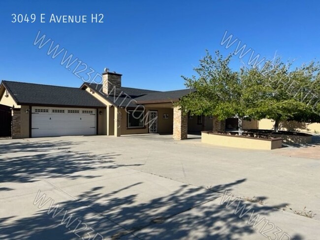 property at 3049 E Ave H10