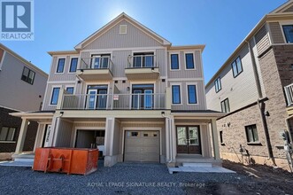 29 Pogie Dr in Welland, ON - Building Photo - Building Photo