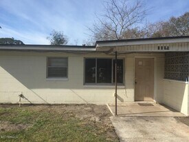 1840 Doyon Ct in Jacksonville, FL - Building Photo