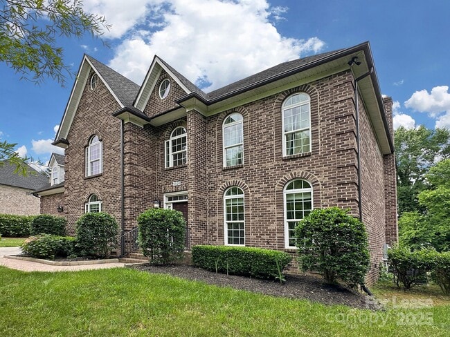5528 Providence Rd in Charlotte, NC - Building Photo - Building Photo