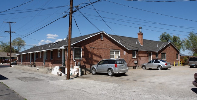 550 S Wells Ave in Reno, NV - Building Photo - Building Photo