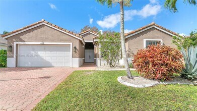622 SW 200th Terrace in Pembroke Pines, FL - Building Photo - Building Photo