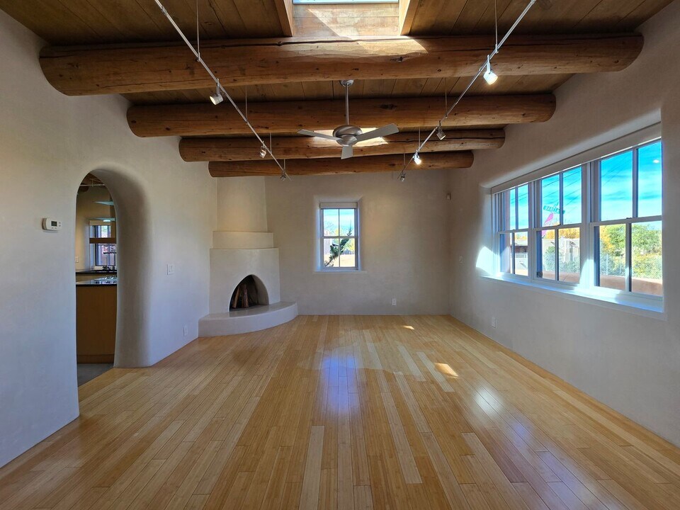 624 Alto St in Santa Fe, NM - Building Photo