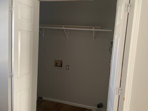 105 Cloverdale Dr in Columbia, TN - Building Photo - Building Photo