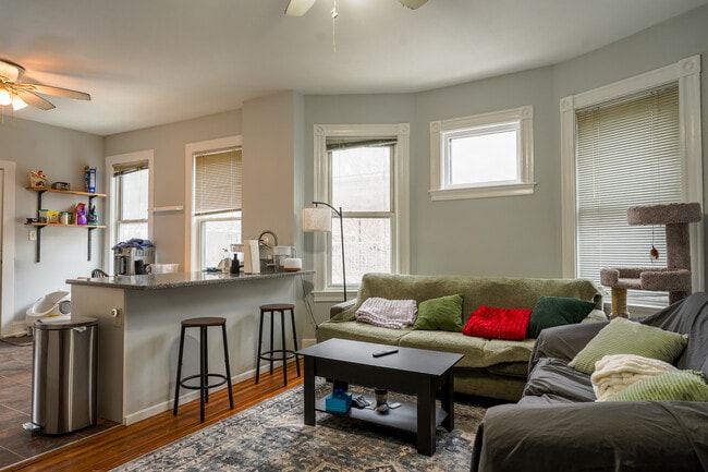 108 Hillside St, Unit #3