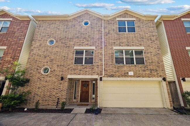 property at 546 Westcross St