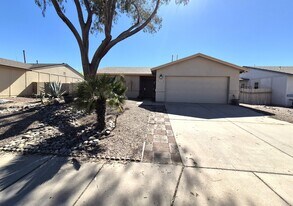 2741 W Firebrook Rd in Tucson, AZ - Building Photo